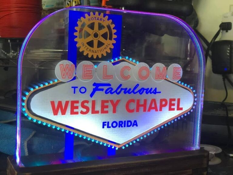 Lit acrylic sign, made on a Thunder laser